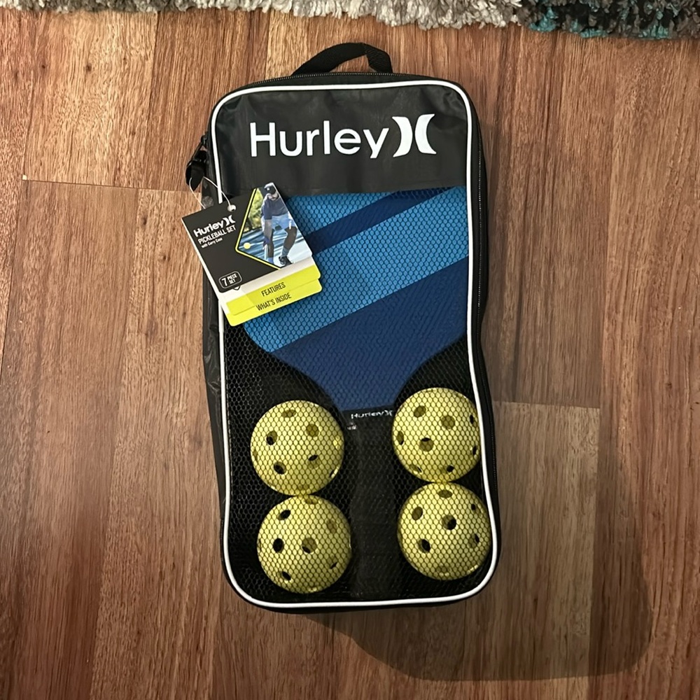 Hurley Pickleball Set with Carrycase